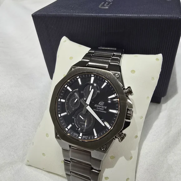 Casio Edifice Mens Watch - Picture 1 of 9